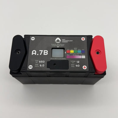12V 6A Motosiklet Başlatma Bataryası 12.8 V Dışarıdaki Acil Durumlar İçin Lityum Bataryası