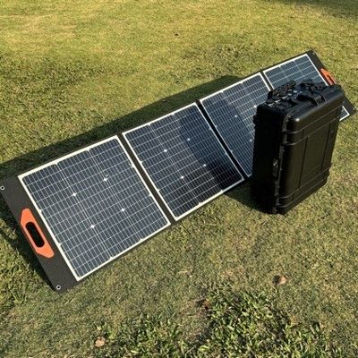 Güç kaynağı için uygun 200W Dış Monocrystalline Silikon Katlanabilir Güneş Paneli
