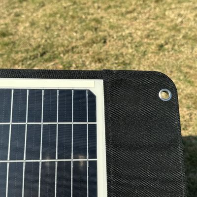 Hızlı şarj için 60W güneş hücresi paneli 17.5V/3.4A DC çıkış katlanabilir tasarım
