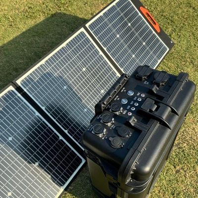 Taşınabilir Katlanabilir Güneş Paneli 19V 5.3A 100w Katlanabilir Güneş Paneli