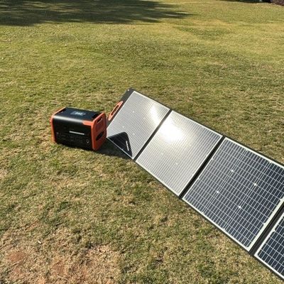 Güç Santrali ve Kamp Gezileri için Katlanabilir Güneş PV Kit 100W 12V Düzenlenebilir Stand