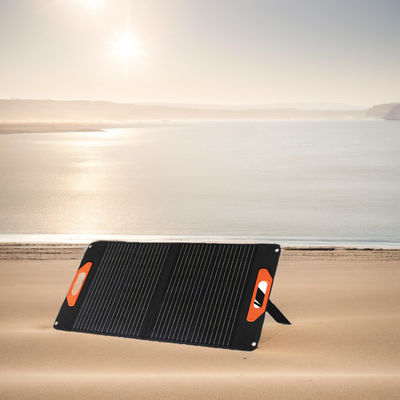 22.8% Dönüşüm Verimliliği Küçük Güneş Sistemleri için Güneş Paneli 50W 60W 100W 200W