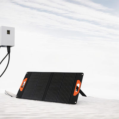 22.8% Dönüşüm Verimliliği Küçük Güneş Sistemleri için Güneş Paneli 50W 60W 100W 200W