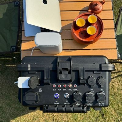 Portable Solar Power Station 4000W Power Lityum Bataryası Özel İhtiyaçlar İçin Çekme Çubuğu