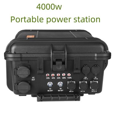 Acil durumlar için 4000W 220V LiFePO4 çok fonksiyonel mobil enerji santrali