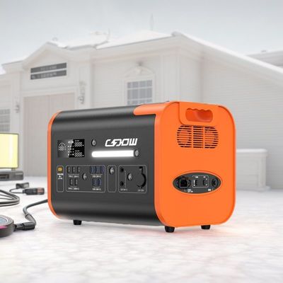 AT22 2048wh Kablosuz Kamp Güneş Enerjisi Santrali Taşınabilir Enerji Depolama Sistemi