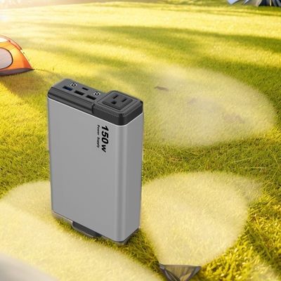 Geri dönüştürülebilir taşınabilir güneş enerjisi jeneratörü AC 150W 2200W DC USB çıkışları