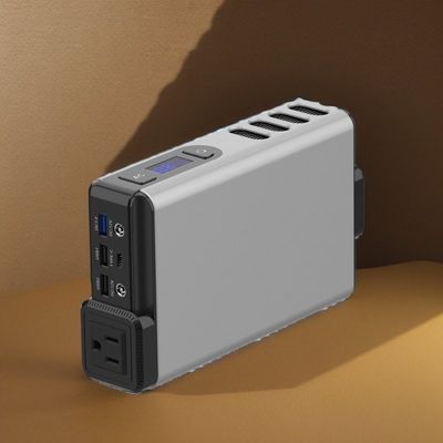 Geri dönüştürülebilir taşınabilir güneş enerjisi jeneratörü AC 150W 2200W DC USB çıkışları
