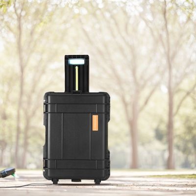 LT-30 Mobil Güç Dış Enerji Depolaması için 3000W Güç Santrali Pil Şarj Aracı