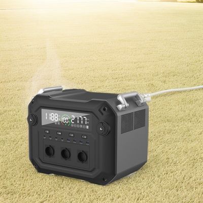 Yüksek Güçlü Mobil Şarj için Çoklu Koruma 2500W 110V 120V Güneş Jeneratörü