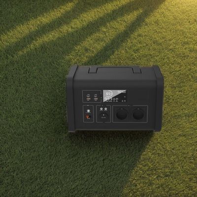 700W AC Çıkış Acil Güç Rezervi Güneş Girişi Taşınabilir Enerji Depolama Elektrik Santrali
