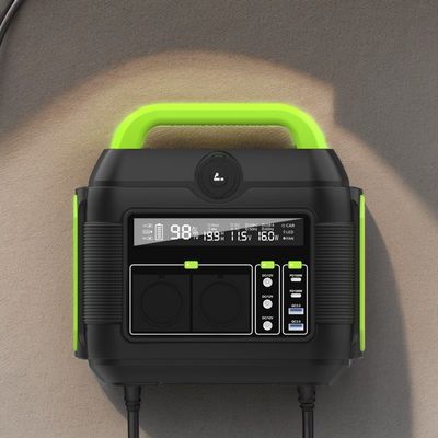 600W 576wh Ev Güneş Enerjisi Jeneratörü 110V 220V 6kg Taşınabilir Elektrik İstasyonu Dışarıda