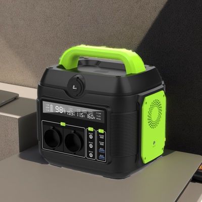 Özellik 600W LCD Ekranlı Mini Taşınabilir Güneş Enerjisi Depolama Elektrik İstasyonu