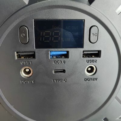 USB1/USB2 ihracatı ve 173wh nominal kapasitesi ile taşınabilir 200W güneş jeneratörü