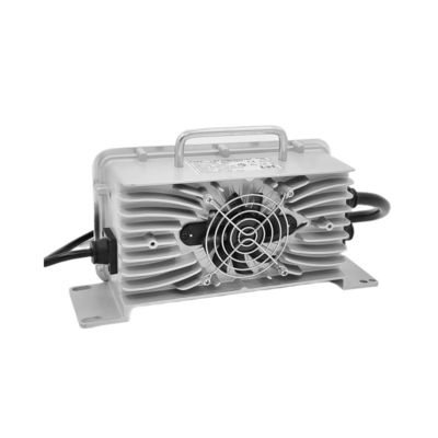 Yeni Enerji Elektrikli Araç 72V18A Lityum Pil Şarj cihazı Yüksek Güçlü Hızlı Şarj Su geçirmez Kapalı