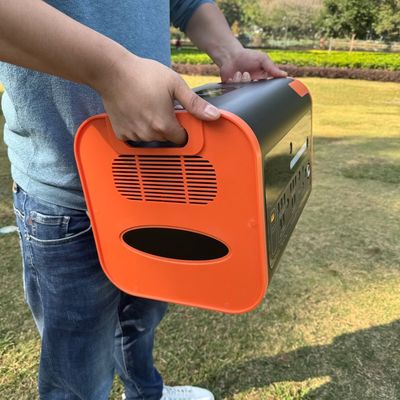 AT22 2200W Süper Güçlü Lityum Demir Fosfat Taşınabilir Elektrik Santrali Lityum Pil