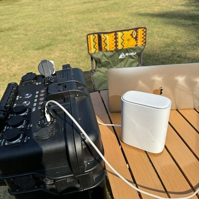 Açık hava kamp ve acil şarj için 3000W LiFePO4 LT-30 taşınabilir enerji istasyonu