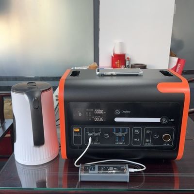 4400W Yüksek Güçlü Katlanabilir Güneş Panelleri ile Dışarıda Taşınabilir Enerji Depolama İstasyonu