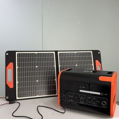 ODM OEM AC Çıktı Voltajı 100V-120V/220V-240V Kamp yapmak için Ev Dış Güneş Jeneratörü