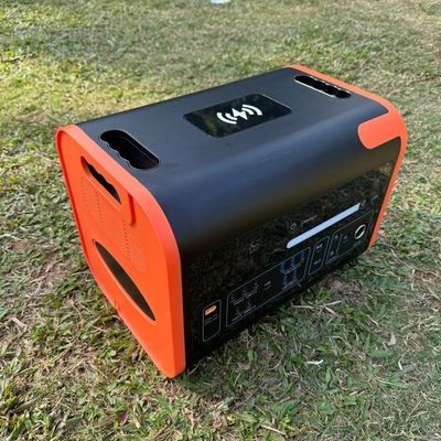 600W 2000W Taşınabilir Elektrik Santrali Kamp Yürütme Acil Güç için Güneş Jeneratörü