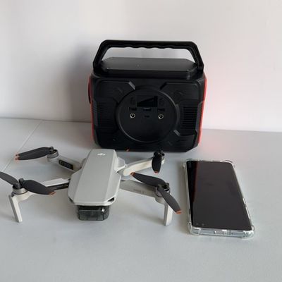 48000mAh Acil Mini Portatif Mobil Güç Bankası ve DC1 2 Çıktısı 12V-16.8V/6A
