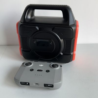 Güneş Jeneratörü 300W AC DC Dış Şarj İstasyonu için Çift USB Tip C Şarjı