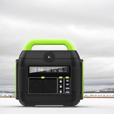 Açık Hava Kampı Çok fonksiyonel çıkış ve pil ile 600W güç santrali