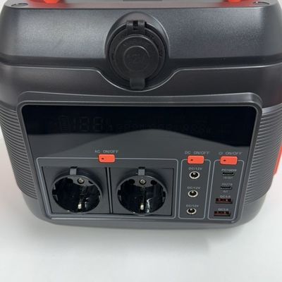 Portable 600W Lityum Bataryası Ev Dış Kamp Jeneratörü Koruma Fonksiyonu ile