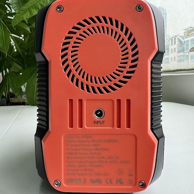 Çeşitli uygulamalar için 300W2.86kg taşınabilir güneş yedek jeneratörü elektrik istasyonu