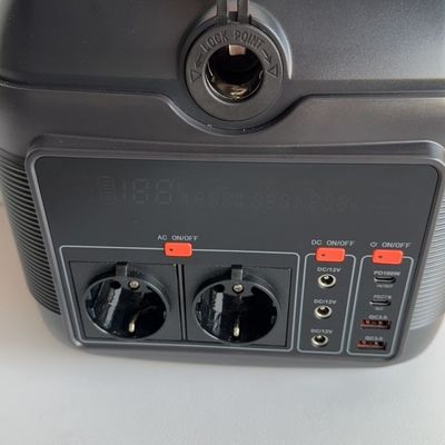 Pd100W Şarj edilebilir Güneş Jeneratörü 600W Acil Ev Elektrik Santrali için Çıkış