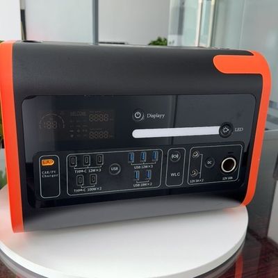 Büyük Kapasiteli Açık Hava Acil Güç Santrali 2200W 2048wh 40ah USB 12W*3/18W*2 ile