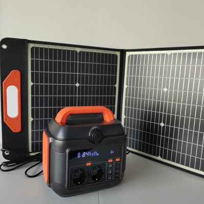 C Tipi USB DC AC Çıkışlı 600W Taşınabilir Güneş Jeneratörü Mobil Elektrik İstasyonu MPPT