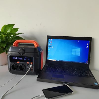 AC çıkışı 220V 50Hz/110V 60Hz Mobil güç acil durumları için taşınabilir güç istasyonu 600W