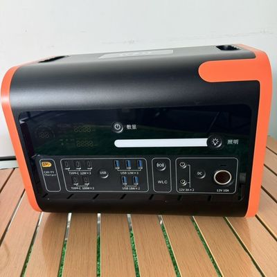 Kablosuz şarj 15W acil güç santrali 200W 600W 2200W mobil jeneratör