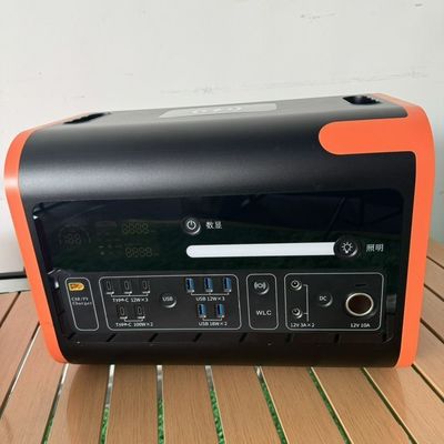 300W Kamp LED Işığı Mobil Güç Güneş Jeneratörü Taşınabilir AT22 Acil Durum Elektrik Santrali