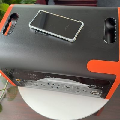 AT22 LiFePO4 Pil taşınabilir şarj istasyonu Mobil kampçılar için 600W 1000W 2200W