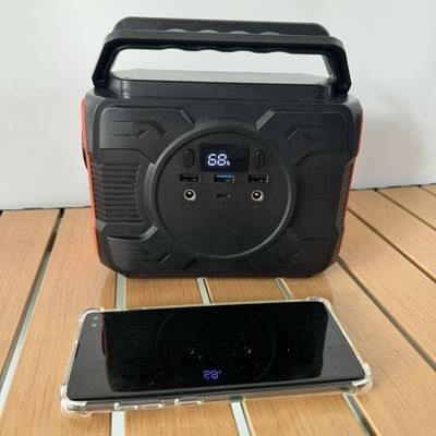 12V-16.8V/6A DC1 2 Çıkış 200W/300W/600W Dışarıdaki acil durumlar için taşınabilir elektrik istasyonu