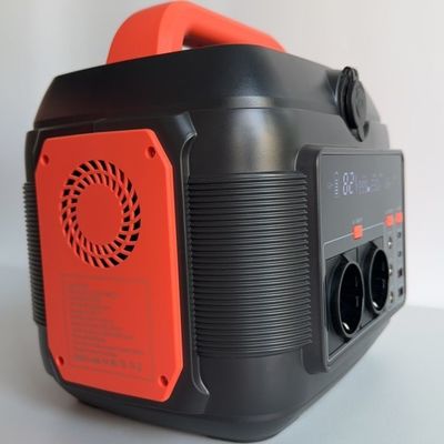 600W güneş paneli şarjı ve sinüzoidal dalga çıkışı ile açık hava mobil enerji istasyonu