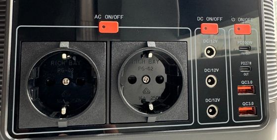 110V/220V Destek taşınabilir güç istasyonu 600W/1500W çıkış ve DC çıkış 12-13V 10A