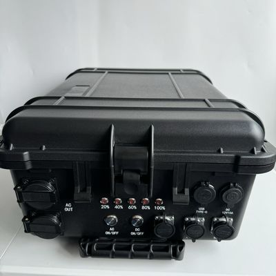 Dış Ev İhtiyaçları için 8000W Zirve Gücü AC LiFePO4 Güneş Jeneratörü Güç Santrali