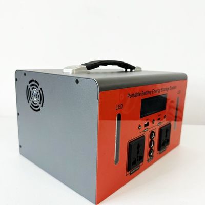 USB ve 12V DC Çıkış Açık Kamp için Güneş Mobil Elektrik Santrali 300W/500W Çıkış