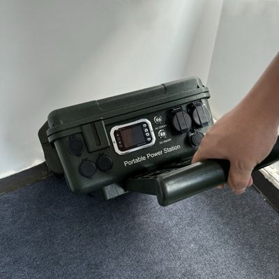 43kg taşınabilir elektrik santrali 6000W/6048Wh Kapasite 77x54x32cm Ev halkı için paket boyutu