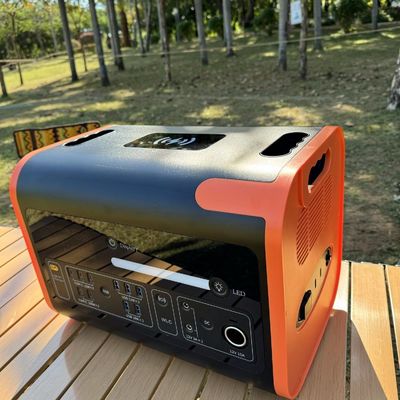40ah Güneş Jeneratörü Güç Soketi 2200W Taşınabilir Kamp Güneş Enerji Santrali Turuncu Siyah