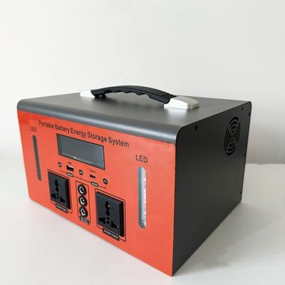 Aşırı yük koruması ve düzeltme dalgası ile küçük 300W/LiFePO4 taşınabilir elektrik santrali