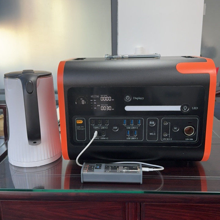 1800W-2400W Enerji Depolama Taşınabilir Güç Santrali Dış Yolculuk için Güneş Jeneratörü