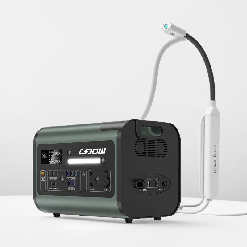 AT22 Kesintisiz güç kaynağı için taşınabilir yüksek kapasiteli 2200W 2048Wh elektrik santrali