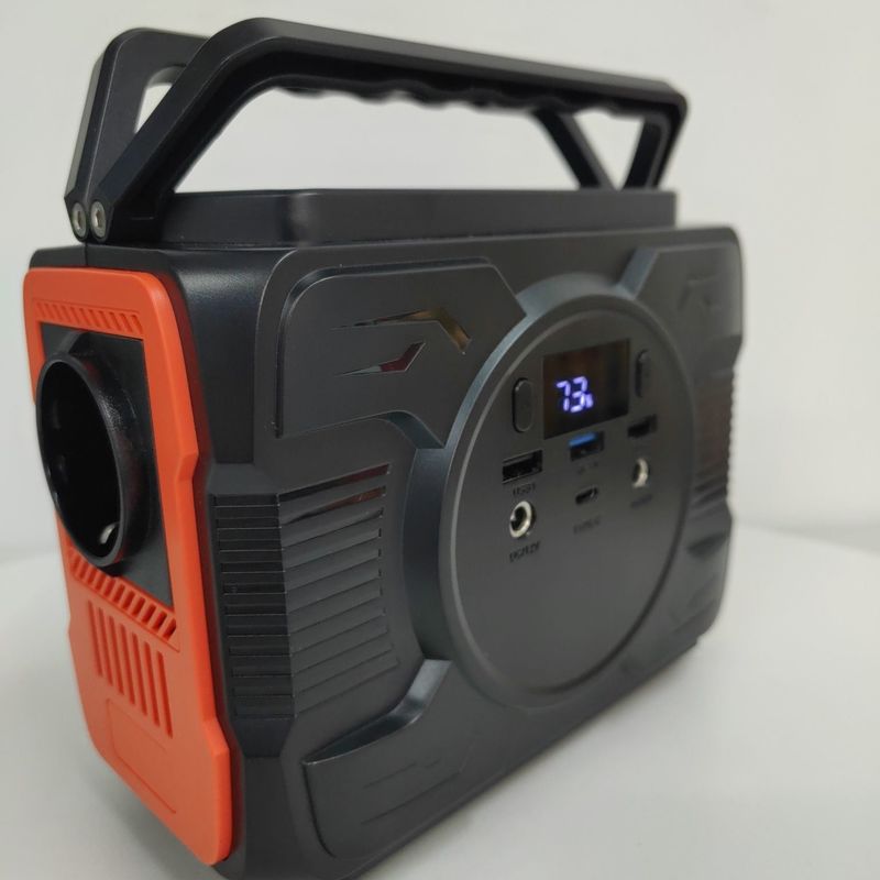 AC çıkışı 200W taşınabilir elektrik santrali Dış Şarj İstasyonu için Güneş Jeneratörü