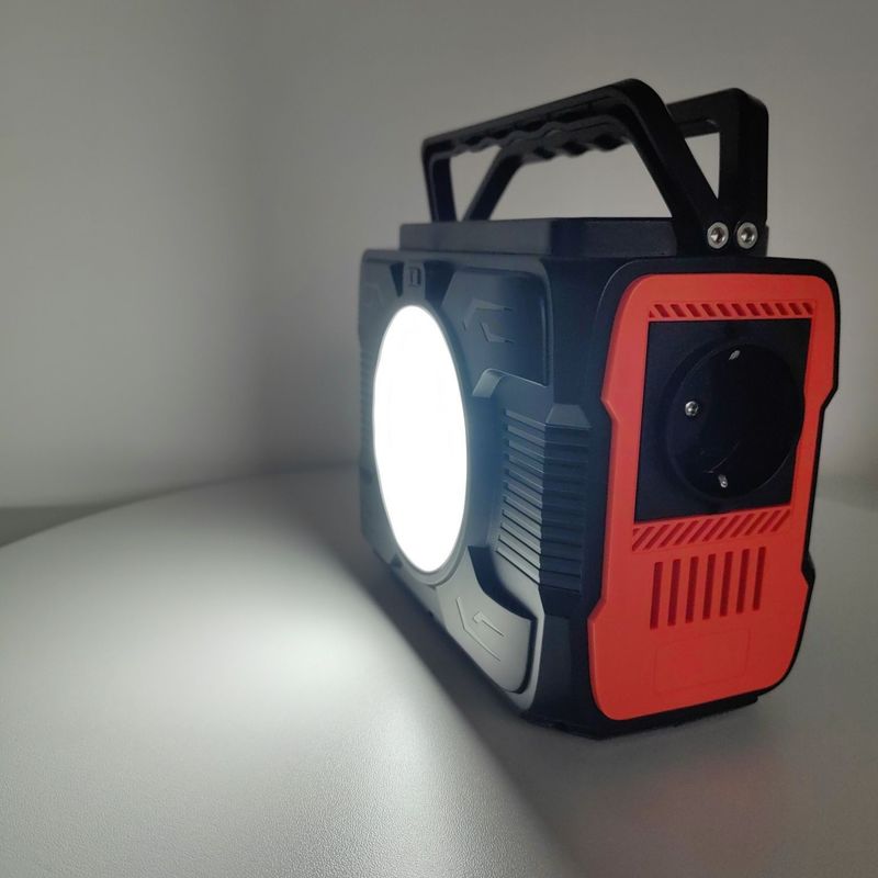 Çıkarılabilir Güneş Enerjisi Santrali 200W AC DC Çıkış Açık Hava Etkinlikleri ve Acil Durumlar için