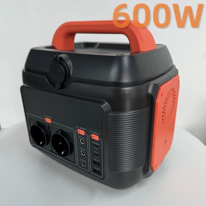 600W Type-C Pd 100W Sinus Dalga Lityum Pil Aşırı Sıcaklık Koruması Ja AC Soket