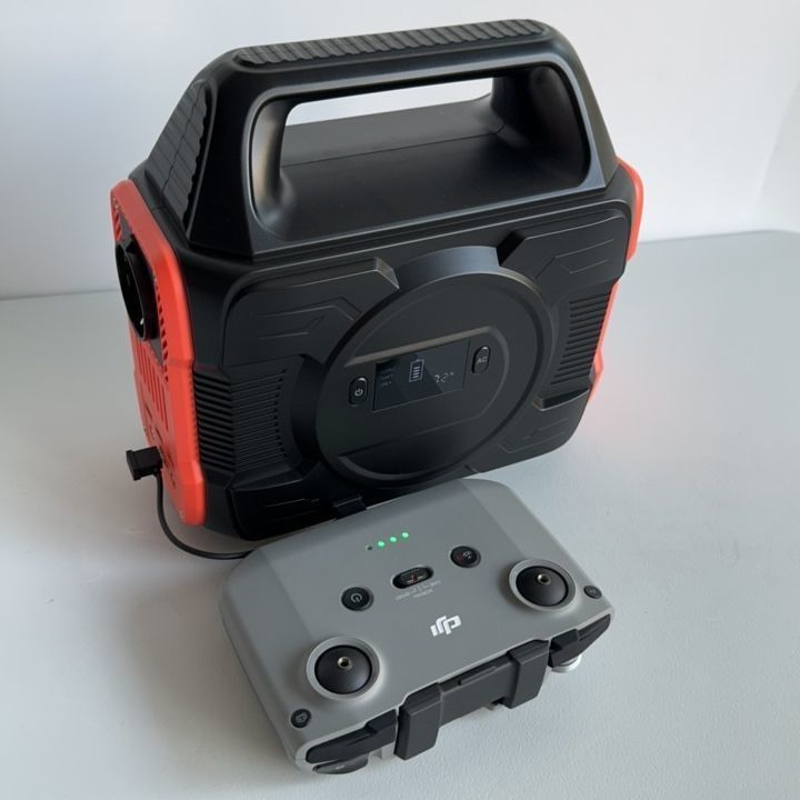 300W/110/220V-50Hz/60Hz Bekleme Gücü Fonksiyonu ile Taşınabilir Güneş Enerjisi Santrali